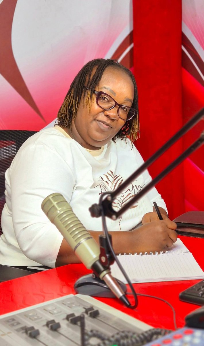 Ikìra tick ✅️ tondu Saturday ni ruimbo rwega tabarira-ini ya Guciiina na Mwana wa Muthamaki Wambui wa Githongo Official  💃🕺🎶
Itia request yaku kugerera SMS 22989 kana Inooro Fm  Kaaribu saana!!
#InooroFm #MuciiwaUtuginaUtana #Guciiina