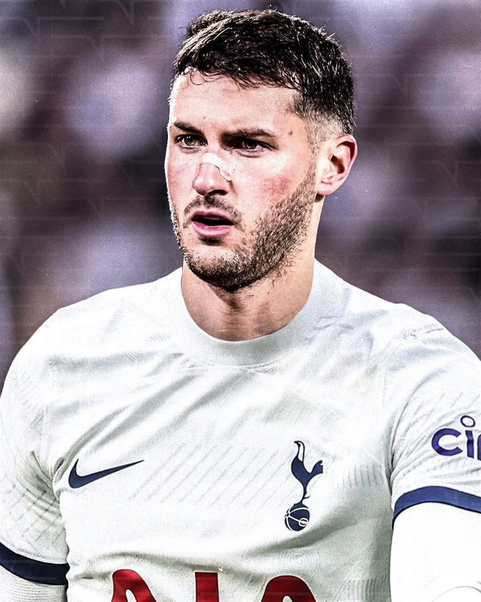 Nicolò Schira 
توتنهام ارسل استفسارا لميلان حول إمكانية التعاقد مع المهاجم هذا الصيف 🔥

مستقبل المهاجم المكسيكي سانتياغو خيمينيز اصبح غير اكيد في ميلان 🙄