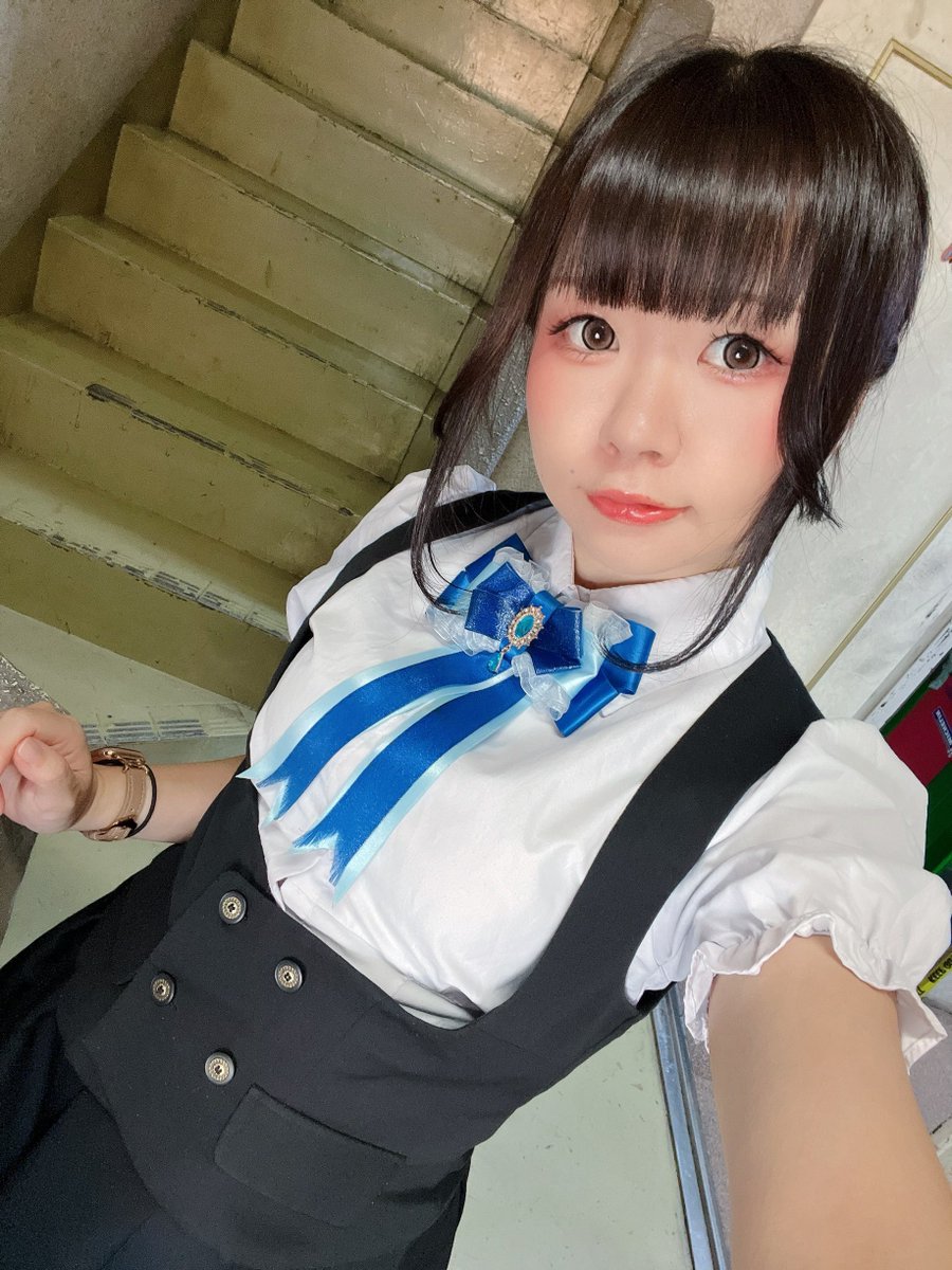 暑すぎてここ数日は髪あげてる

スペアリブ大好評！なくなり次第だから急いでー！
大根のにんにく醤油煮も作った(ばかうまい)
がっつりごはんはMIXフライ定食あるよん

夜中もごはん出してるから
夜に蠢くぽまいらも飯を食らいにきなさい

#ゆてんと黄昏