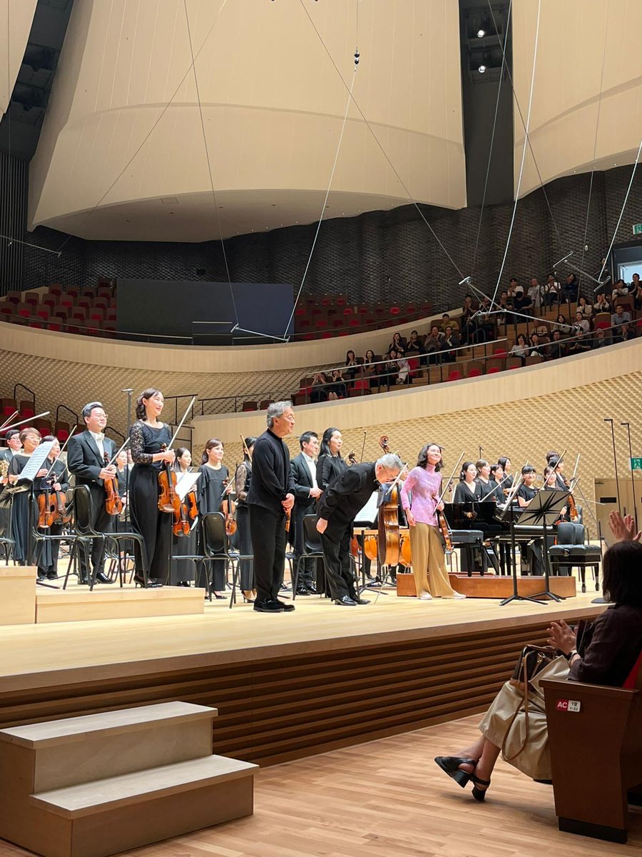 Thank you , Busan ❤️ I was very happy to work again with  Mo. Chung, this time as a pianist.
And #JianWang whom I’ve been awaiting to meet again since 2001!