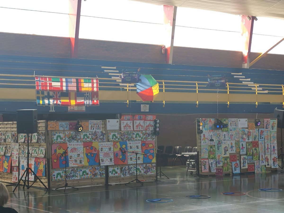 Kermesse de l'école Perrault à Grand Fort Philippe
Merci aux parents d'élèves et à l'équipe éducative de la maternelle
Romain Agez pour les préparatifs
Un beau moment qui récompense une belle année