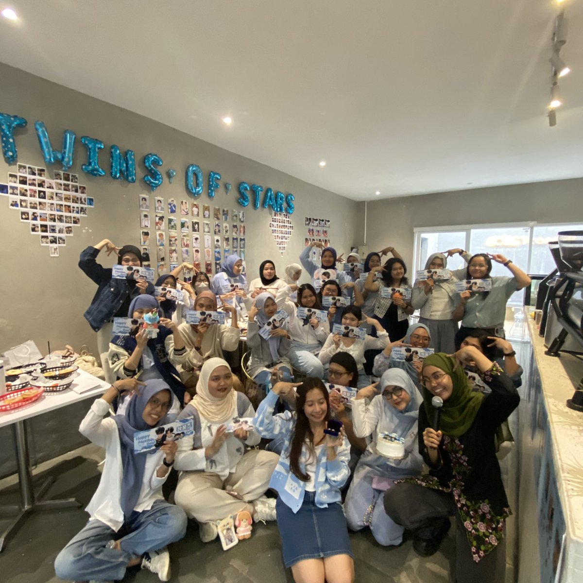 ourstarjakkkung's tweet photo. The party’s over but the memories are forever✨

Thank you to everyone who came and brought life to our jakkkungz birthday celebration. Until next time!🤩

#TwinsOfStars https://t.co/5RraYLYBEg