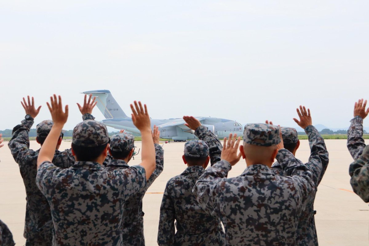 jjoc_pa's tweet image. 現下の #中東情勢 に鑑み、防衛大臣の命令を受け、在留邦人等の輸送に速やかに対応できる態勢を構築するため、6月21日、自衛隊のC-2輸送機2機及び所要の人員が #ジブチ共和国 に向け移動を開始しました。
自衛隊は外務省等と緊密に連携し、準備に万全を尽くしてまいります。