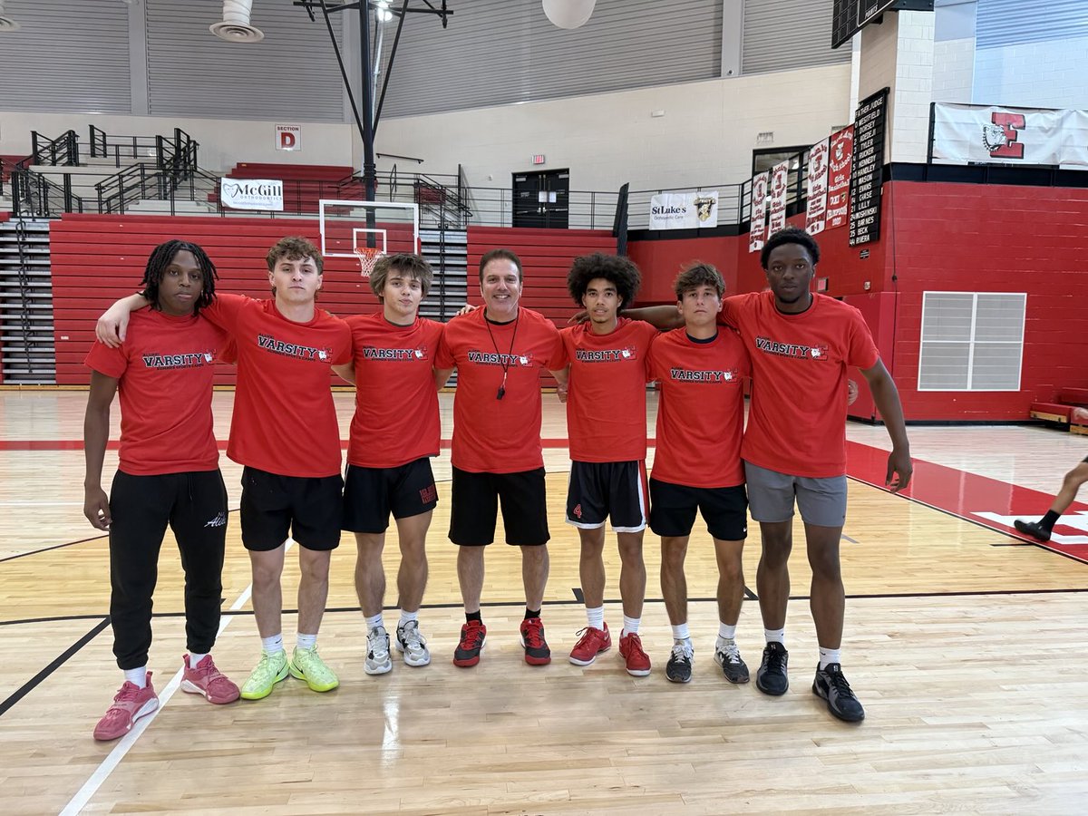 Rover Basketball tweet media