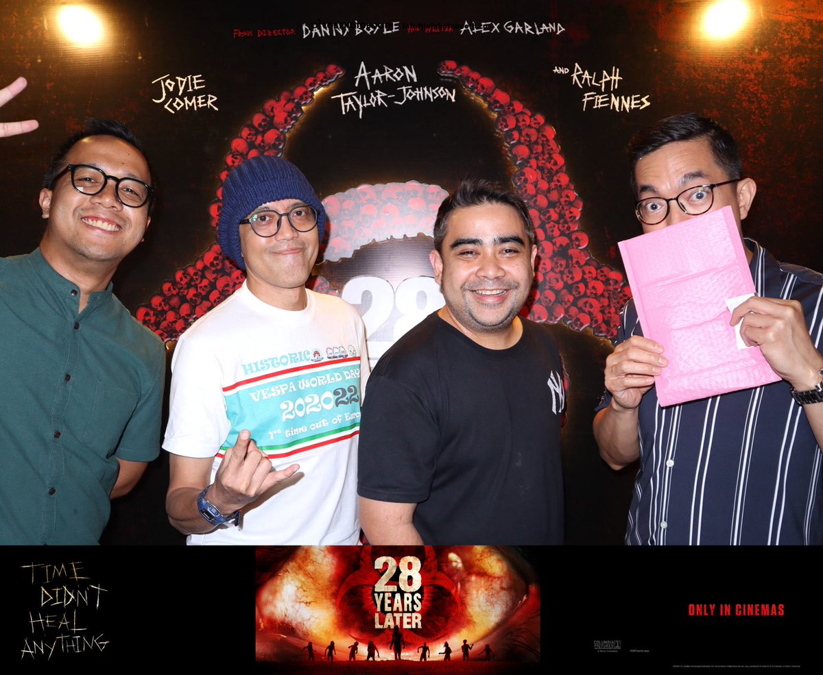 Imam Wibowo (@imam_wibowo) on Twitter photo #28YearsLater is more like a dark coming of age story of a boy and his mother while surviving the horror of new kinda infected creatures, with a very exciting ending of secrets and wonders.
Thank u <a href="/SonyPicturesID/">Sony Pictures Indonesia</a> for the screening invite. Such a 20yrs sumthin of waiting 🧟🧟♀️🧟♂️ #28YearsLater is more like a dark coming of age story of a boy and his mother while surviving the horror of new kinda infected creatures, with a very exciting ending of secrets and wonders.
Thank u <a href="/SonyPicturesID/">Sony Pictures Indonesia</a> for the screening invite. Such a 20yrs sumthin of waiting 🧟🧟♀️🧟♂️