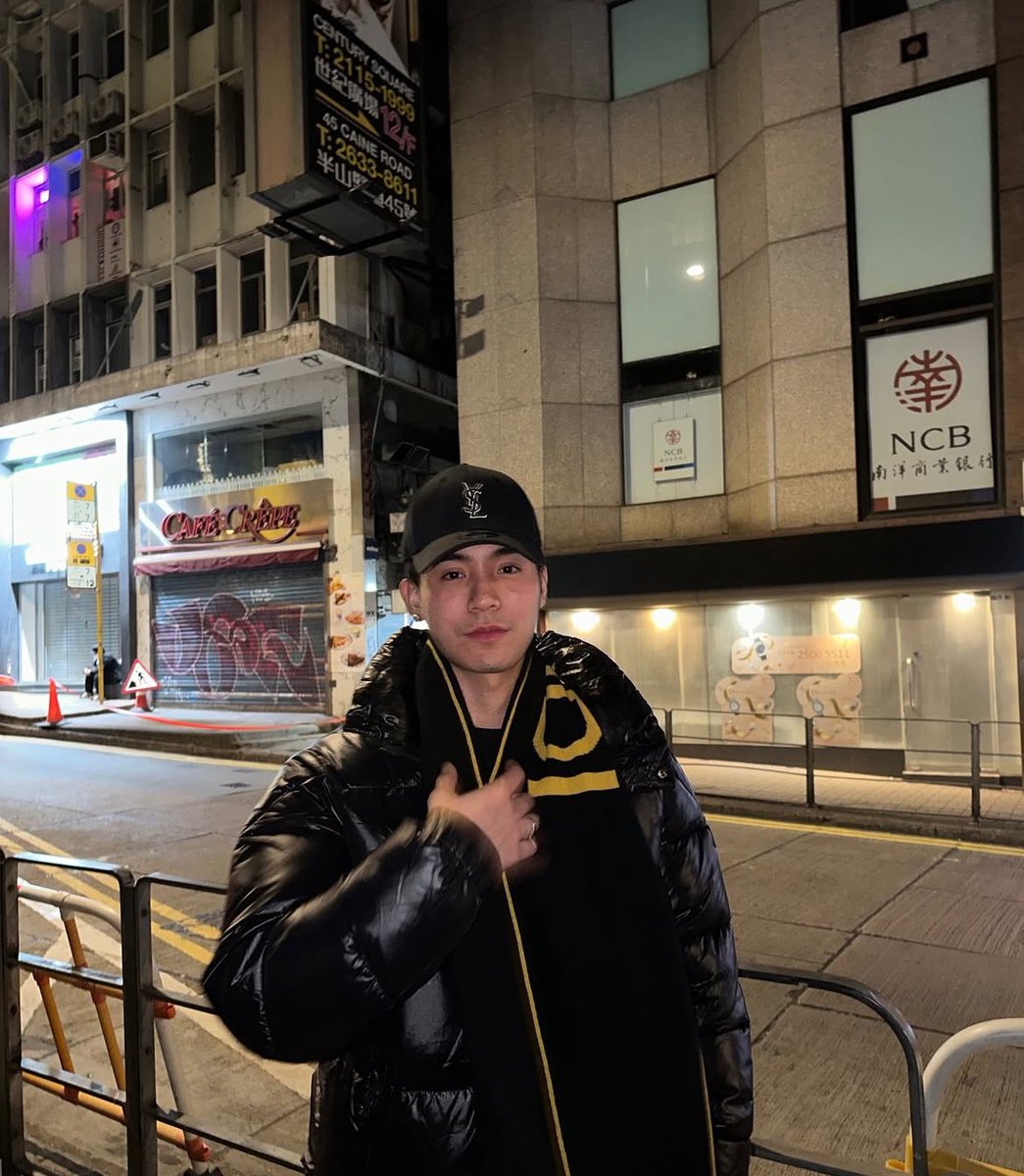 mbleuro's tweet image. hey