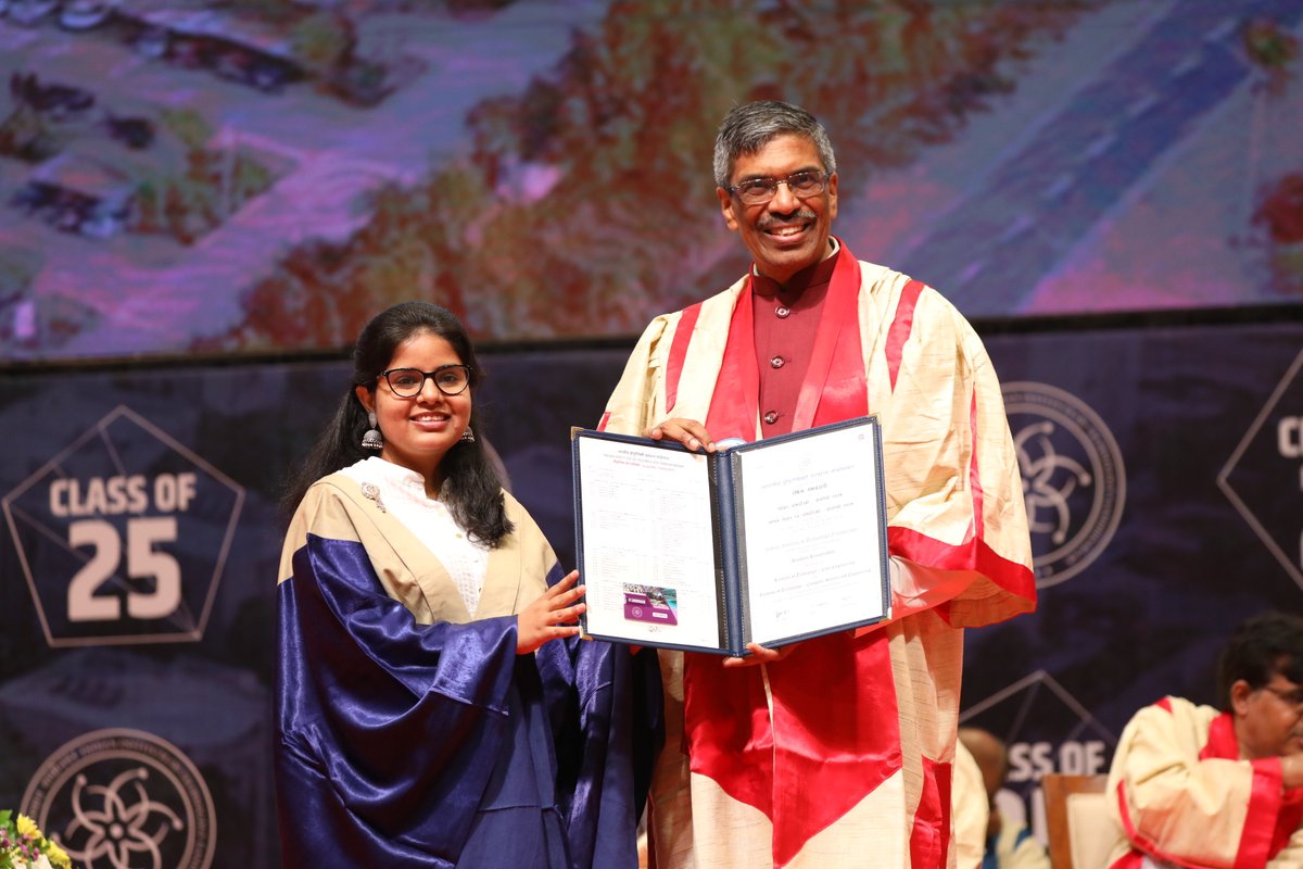 🎓 7 Dual Major BTech have collected their degrees &amp;
🎓 12 PGDIIT have collected their degrees.
Wishing you congratulations on a truly earned and well-merited success.
#IITGN14thConvocation #Convocation2025 #GraduationDay #IITGN #ProudMoment