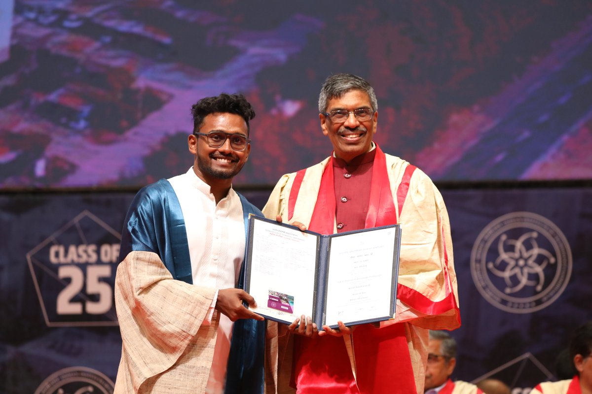 🎓 36 MA students have collected their degrees. Kudos to you for achieving the success you truly earned.
#IITGN14thConvocation #Convocation2025 #GraduationDay #IITGN #ProudMoment
