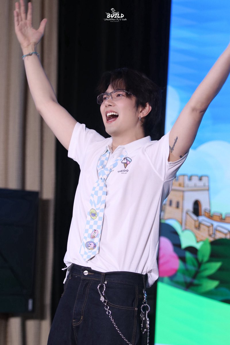 Love you guys as big as the world. 💙✨

BUILD ICECREAM CRUSH 
#TasteGelatoWithBuild
#BuildJakapan <a href="/JakeB4rever/">BIU.</a> 
#Beyourluve