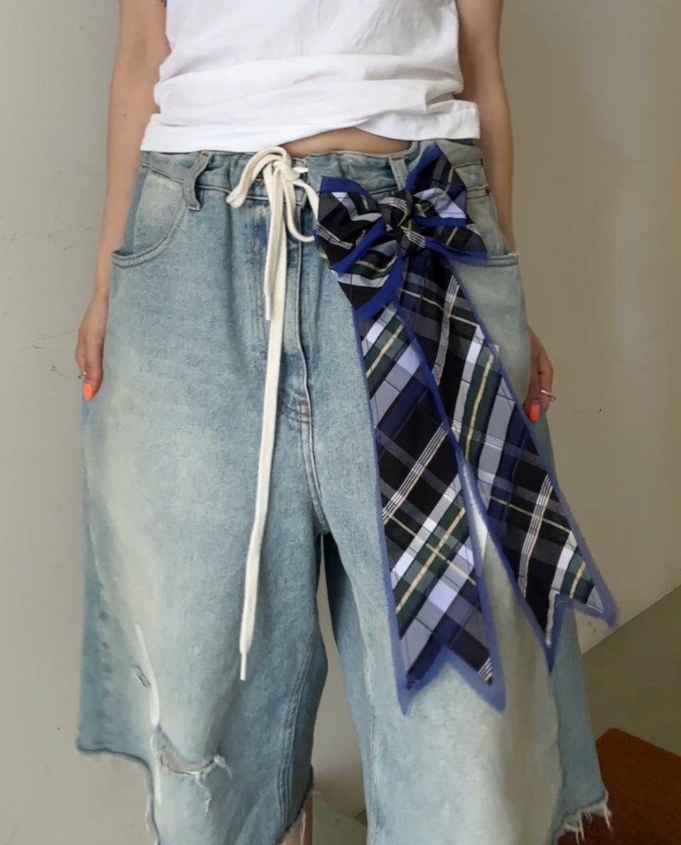 夏のワンポイントにも、お洋服のブローチでも〜！シャツにつけても可愛い🎀