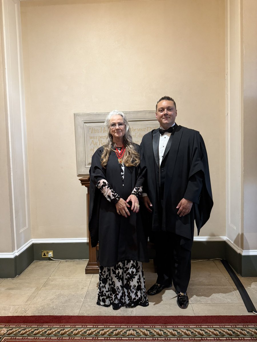 DaniStephensxn's tweet photo. Extremely honoured and excited to be inducted into the Worshipful Company of Educators to continue my educational initiatives within the UK and City of London with the view to furthermore improve and develop our countries education system and support deprived communities. https://t.co/OHe5shLW3U
