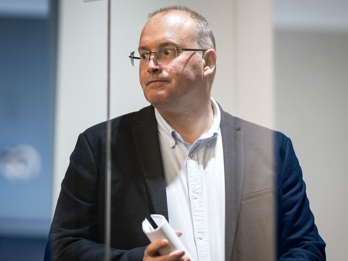 ¿Cuándo filtrarán los audios de Miguel Tellado (portavoz del PP) con Koldo, el chorizo espanolista, corrupto, violento, confidente de la Guardia Civil e indultado por Aznar?