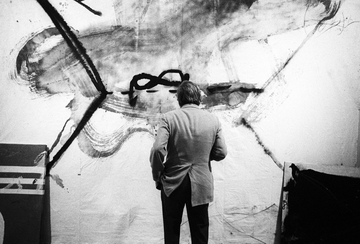 #Colita (1940–2023) retrató con pasión todo lo que la rodeaba: arte, vida, escenas únicas. Se definía como «curiosa impenitente» y fotoperiodista.

🗓️ Inauguración gratuita: miércoles 25 de junio, 17:00 h

#ColitaArteYParte
📸 Robert Motherwell, 1980 ©Archivo Colita Fotografía