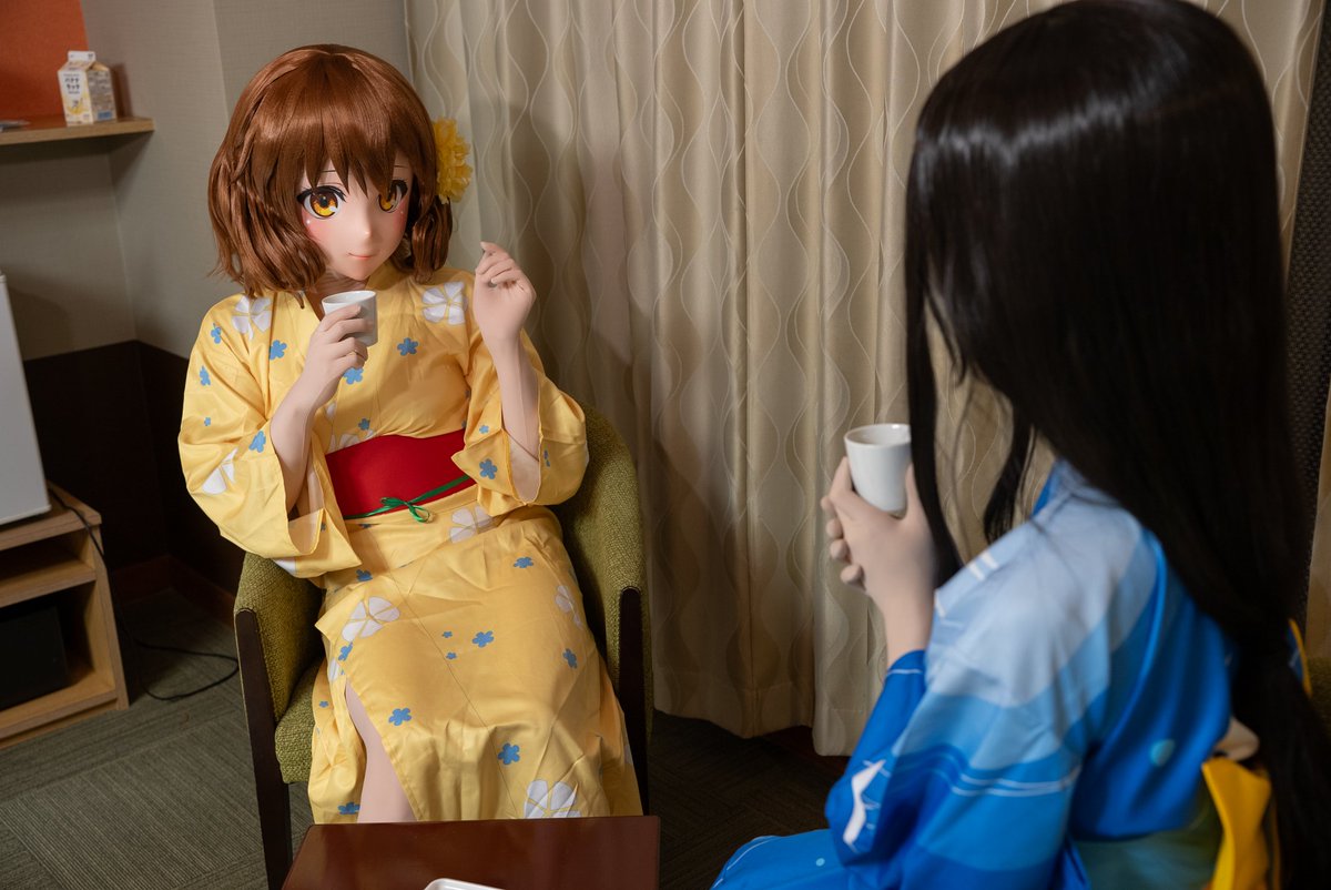 久美子和丽奈一起去温泉旅行啦~♨️
不错的温泉酒店呢

久美子と麗奈が一緒に温泉旅行してる〜♨️
 けっこういい感じの旅館だね

麗奈:<a href="/Kig_Zsern/">千守 ちもり</a>
久美子:<a href="/Xiang_YuYu/">相遇</a>
📷：<a href="/jing_lang_/">镜朗</a>

#kigurumi #くみれい #響けユーフォニアム #着ぐるみ #高坂麗奈 #黄前久美子