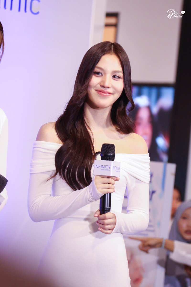 bonnieofficial_'s tweet image. เอมี่บอนนี่กลับแล้วว เดินทางปลอดภัยนะคะ 💜🧡 

STAY BEAUTY WITH EMBN
#InfinityMedicalClinicxEmiBonnie