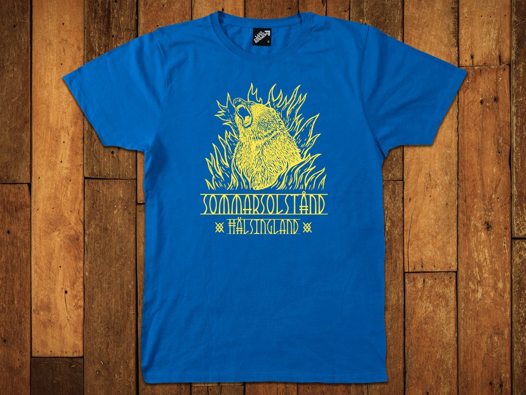 It's the #SummerSolstice here in the UK today, and to mark the occasion we're giving you the chance to win this #Midsommar inspired T-shirt &gt; tinyurl.com/mu724j73

To enter, simply LIKE and RT this post. The winner will be selected and announced tomorrow. Good luck!