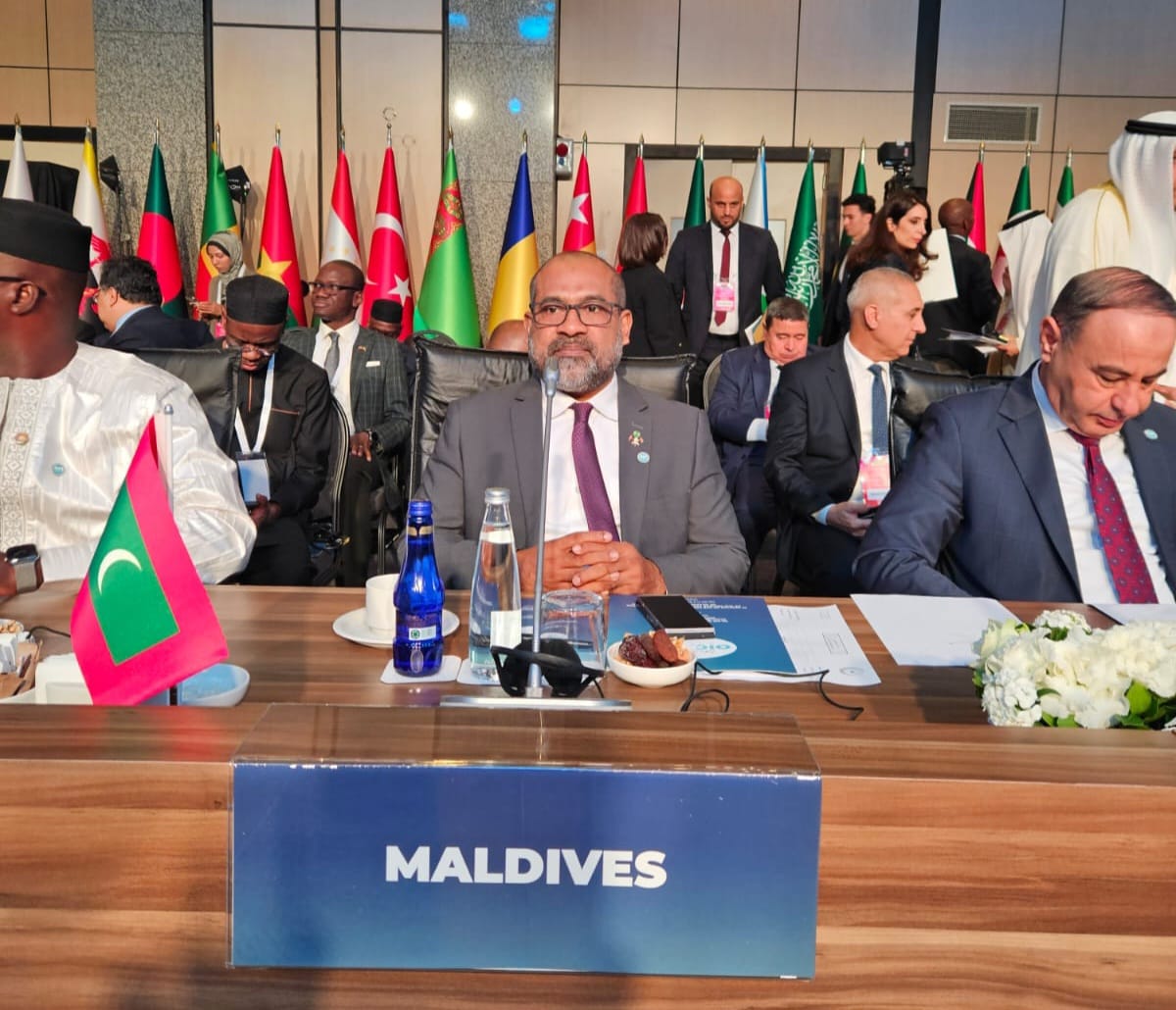 abkhaleel's tweet image. Participating in the 51st Session of the Council of Foreign Ministers of the @OIC_OCI. 

Honoured to witness the solidarity among fellow Member States and in this spirit, reaffirm our commitment to address the  shared  challenges facing the Muslim Ummah today. 

The OIC continues…