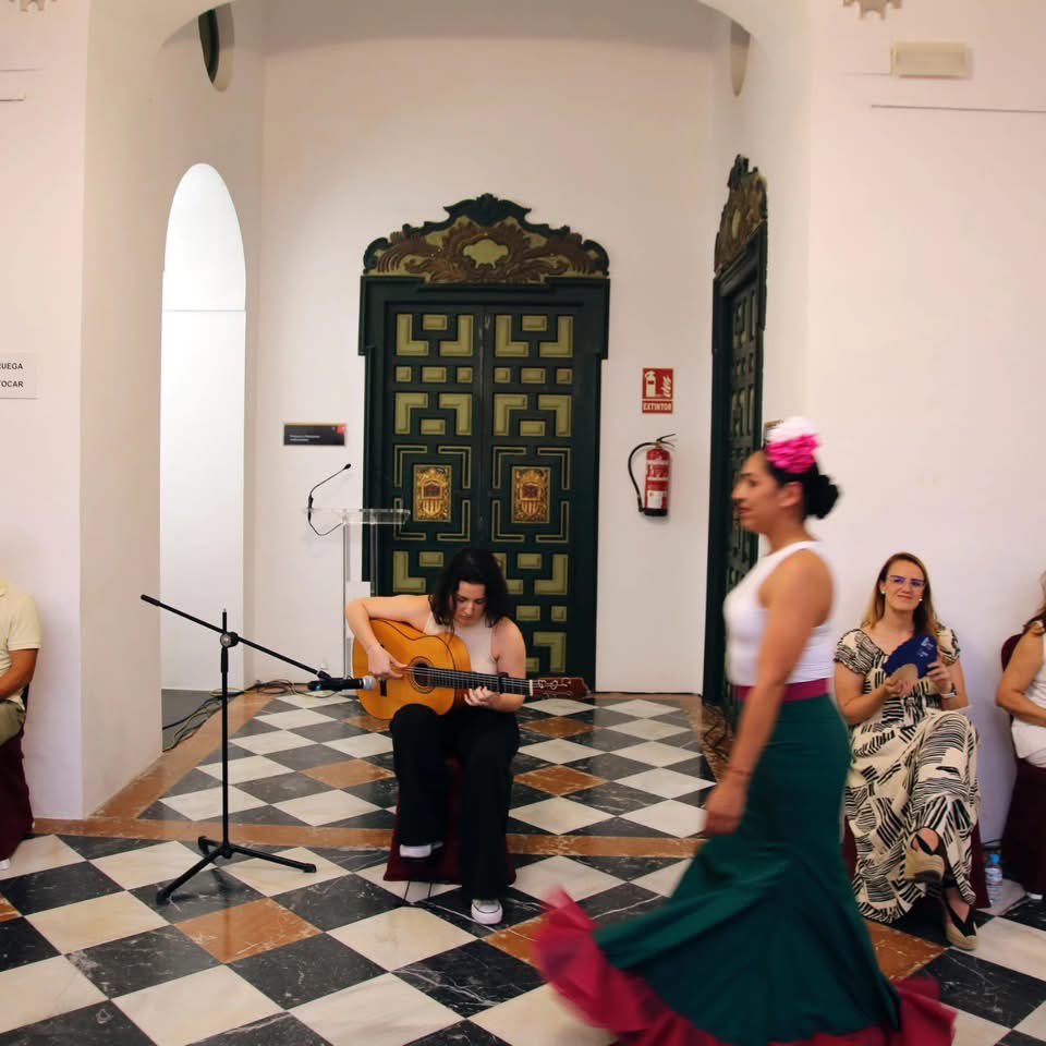 ➡️ El <a href="/iesguadalquivir/">IESGuadalquivir</a> ha celebrado en <a href="/dipucordoba/">Diputación de Córdoba</a> el desfile de sus ciclos de la familia profesional de Textil, Confección y Piel.

💪 Enhorabuena por su trabajo diario y gracias a la Diputación por ceder su patio barroco.

📣 La FP es vanguardia, la FP es tendencia.