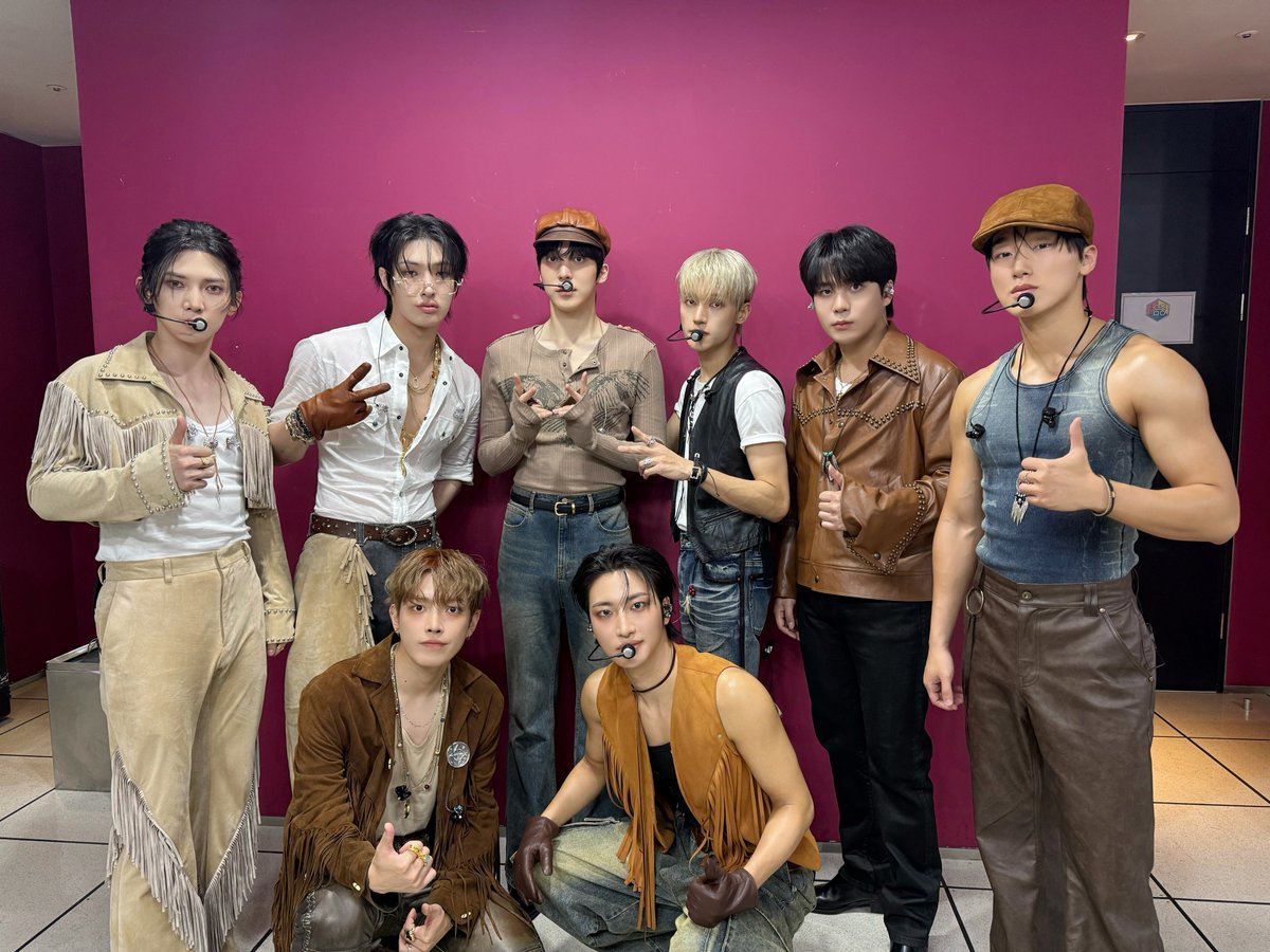 ATEEZofficial's tweet photo. [📷] TODAY ATEEZ

#LemonDrop 처럼 산뜻 청량한
미소를 짓게 해주는 에이티니💕
오늘도 함께 즐거운 추억 만들어줘서 고마워요🥰

#TODAY_ATEEZ #ATEEZ #에이티즈
#GOLDENHOUR #GOLDENHOUR_Part3 https://t.co/k5TuZ0baSu