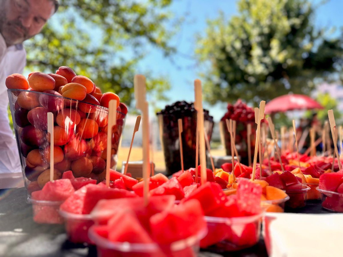 Prefet95's tweet image. 👨‍🍳 #restauration | Inauguration de la cuisine centrale « L’Arche des saveurs » à Ermont, en présence de Xavier Haquin, maire de la ville, de Marie-Christine Cavecchi, présidente du @valdoise, et du @prefet95.

🍽️ Ce nouvel équipement intercommunal de 2 338 m² dessert 10