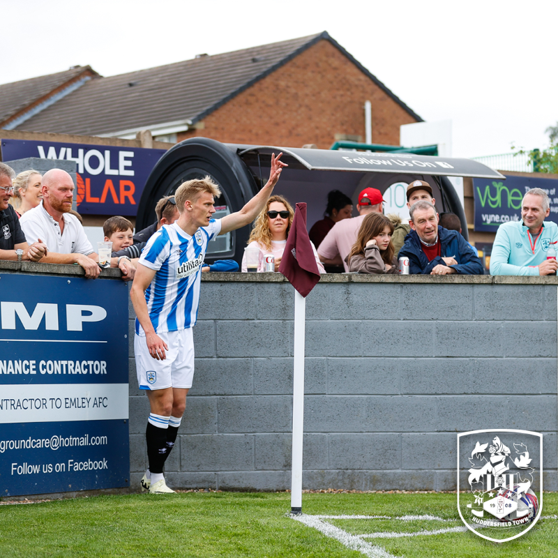 Huddersfield Town tweet media