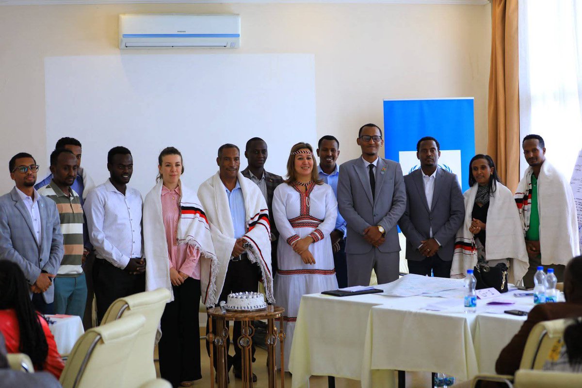 EtYouthCouncil's tweet image. We concluded a 3-day #YPS Strategic Visioning Workshop with @UNDPEthiopia. 🇪🇹 Youth came together to shape an inclusive, homegrown action plan for peace &amp;amp; security. Grateful for the partnership. The future is youth-led. 
#Youth4Peace #EYC #Peacebuilding