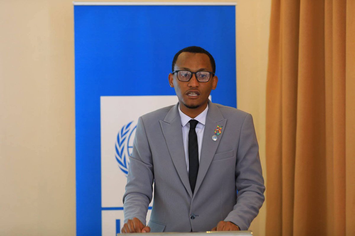 EtYouthCouncil's tweet image. We concluded a 3-day #YPS Strategic Visioning Workshop with @UNDPEthiopia. 🇪🇹 Youth came together to shape an inclusive, homegrown action plan for peace &amp;amp; security. Grateful for the partnership. The future is youth-led. 
#Youth4Peace #EYC #Peacebuilding