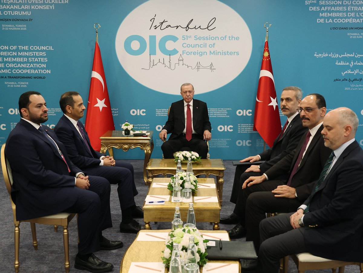 T.C. Cumhurbaşkanlığı (@tcbestepe) on Twitter photo Cumhurbaşkanımız <a href="/RTErdogan/">Recep Tayyip Erdoğan</a>, Katar Başbakanı Muhammed bin Abdurrahman Al Sani’yi İstanbul Lütfi Kırdar Kongre Merkezi’nde kabul etti. Cumhurbaşkanımız <a href="/RTErdogan/">Recep Tayyip Erdoğan</a>, Katar Başbakanı Muhammed bin Abdurrahman Al Sani’yi İstanbul Lütfi Kırdar Kongre Merkezi’nde kabul etti.