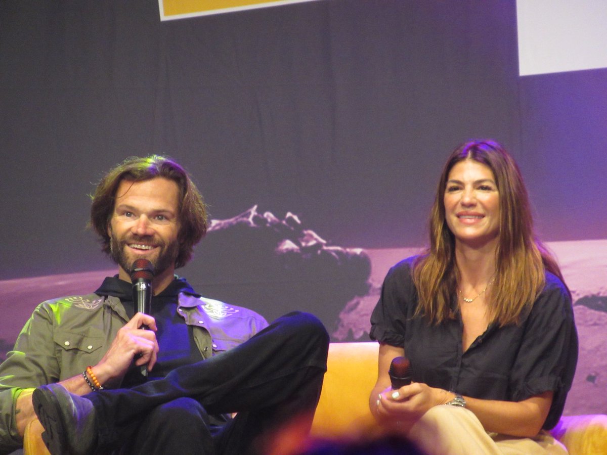 Larissa (@lizzie2110) on Twitter photo They are so cute ❤️
#SPNFamily #spn #JaredPadalecki #genevievepadalecki #Supernatural #samwinchester #DCC #dutchcomiccon <a href="/jarpad/">Jared Padalecki</a> <a href="/GenPadalecki/">Genevieve Padalecki</a> They are so cute ❤️
#SPNFamily #spn #JaredPadalecki #genevievepadalecki #Supernatural #samwinchester #DCC #dutchcomiccon <a href="/jarpad/">Jared Padalecki</a> <a href="/GenPadalecki/">Genevieve Padalecki</a>