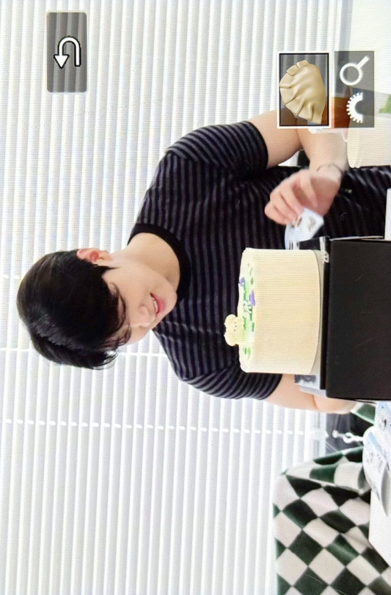 dmsthq's tweet photo. 🥺🎂🩵 https://t.co/tJy05W7jru