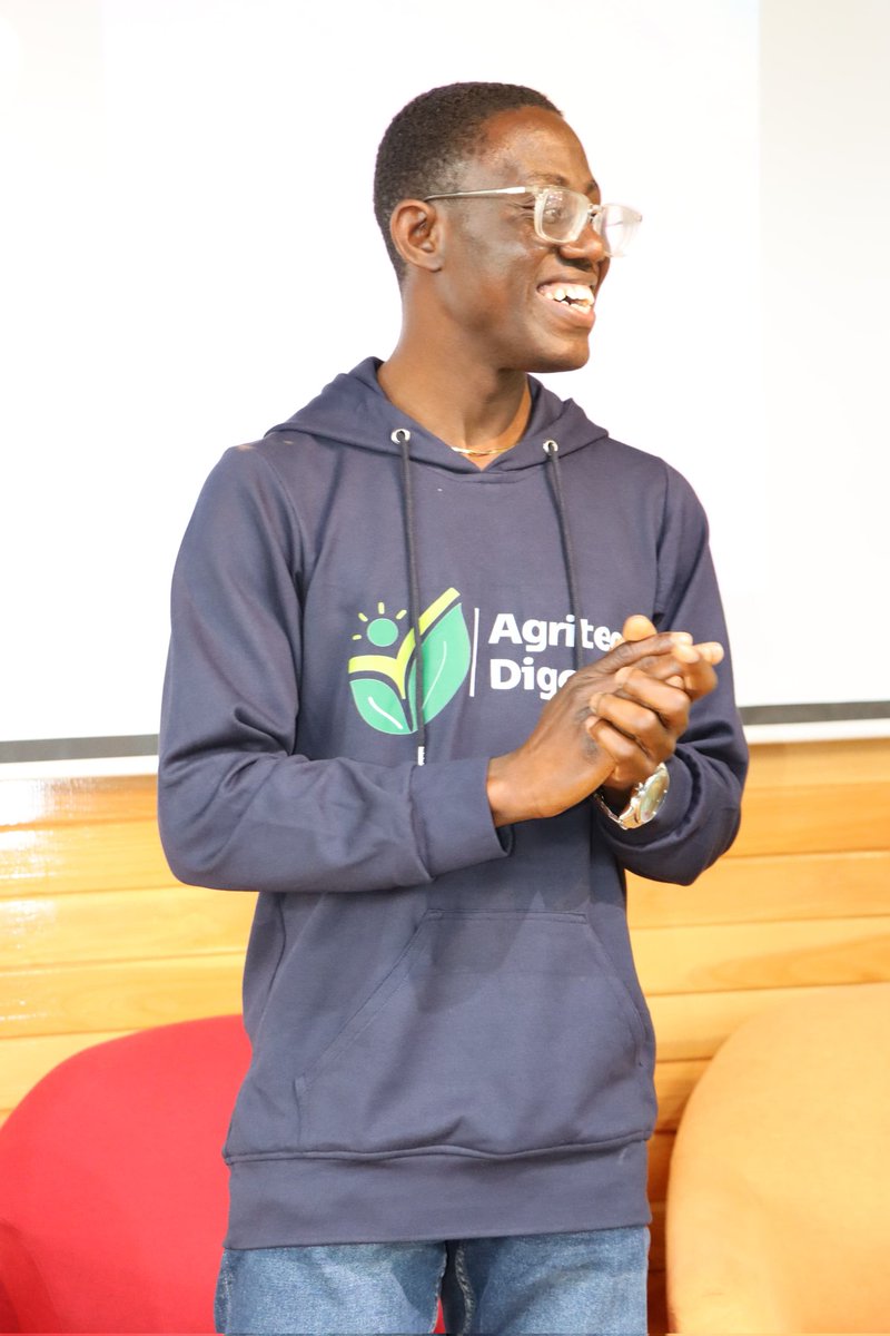 The_Global_Farmer (@kennethobayuwan) on Twitter photo Let’s be honest — one of the biggest reasons many African businesses struggle isn’t just because of a lack of capital, connections, or government support. It’s because too many entrepreneurs are building businesses nobody actually asked for.
We love passion projects. We fall in Let’s be honest — one of the biggest reasons many African businesses struggle isn’t just because of a lack of capital, connections, or government support. It’s because too many entrepreneurs are building businesses nobody actually asked for.
We love passion projects. We fall in