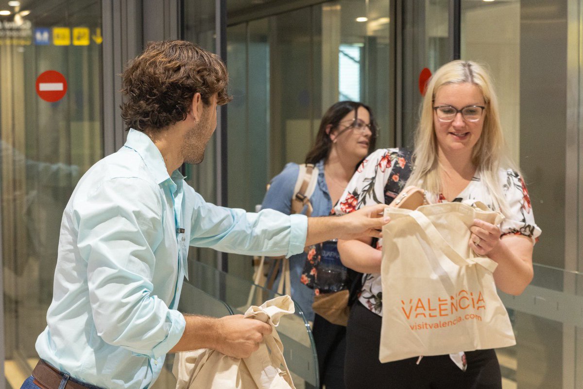 Fundació VisitValència (@fundvisitval) on Twitter photo <a href="/vcfmtl/">Valencia CF Canada</a> <a href="/PaulaLlobet/">PAULA LLOBET</a> <a href="/CanoMarian/">Marián Cano</a> <a href="/aeroVLC/">Aeropuerto Valencia</a> <a href="/airtransat/">Air Transat</a> 🇳🇴 ¡València estrena nueva conexión directa con Oslo con <a href="/Fly_Norwegian/">Norwegian</a>!
Una nueva ruta directa que refuerza nuestra apuesta por captar un turismo más responsable y sostenible, con mayor estancia media y gasto por visitante. <a href="/vcfmtl/">Valencia CF Canada</a> <a href="/PaulaLlobet/">PAULA LLOBET</a> <a href="/CanoMarian/">Marián Cano</a> <a href="/aeroVLC/">Aeropuerto Valencia</a> <a href="/airtransat/">Air Transat</a> 🇳🇴 ¡València estrena nueva conexión directa con Oslo con <a href="/Fly_Norwegian/">Norwegian</a>!
Una nueva ruta directa que refuerza nuestra apuesta por captar un turismo más responsable y sostenible, con mayor estancia media y gasto por visitante.