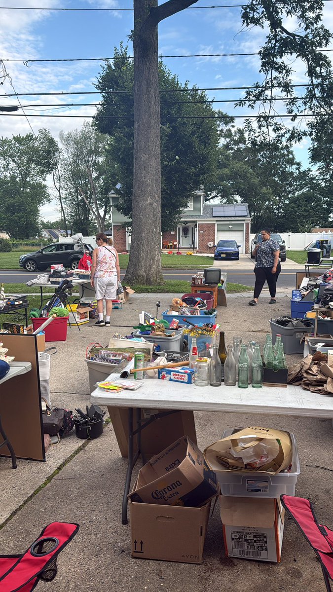Happy yard sale day!