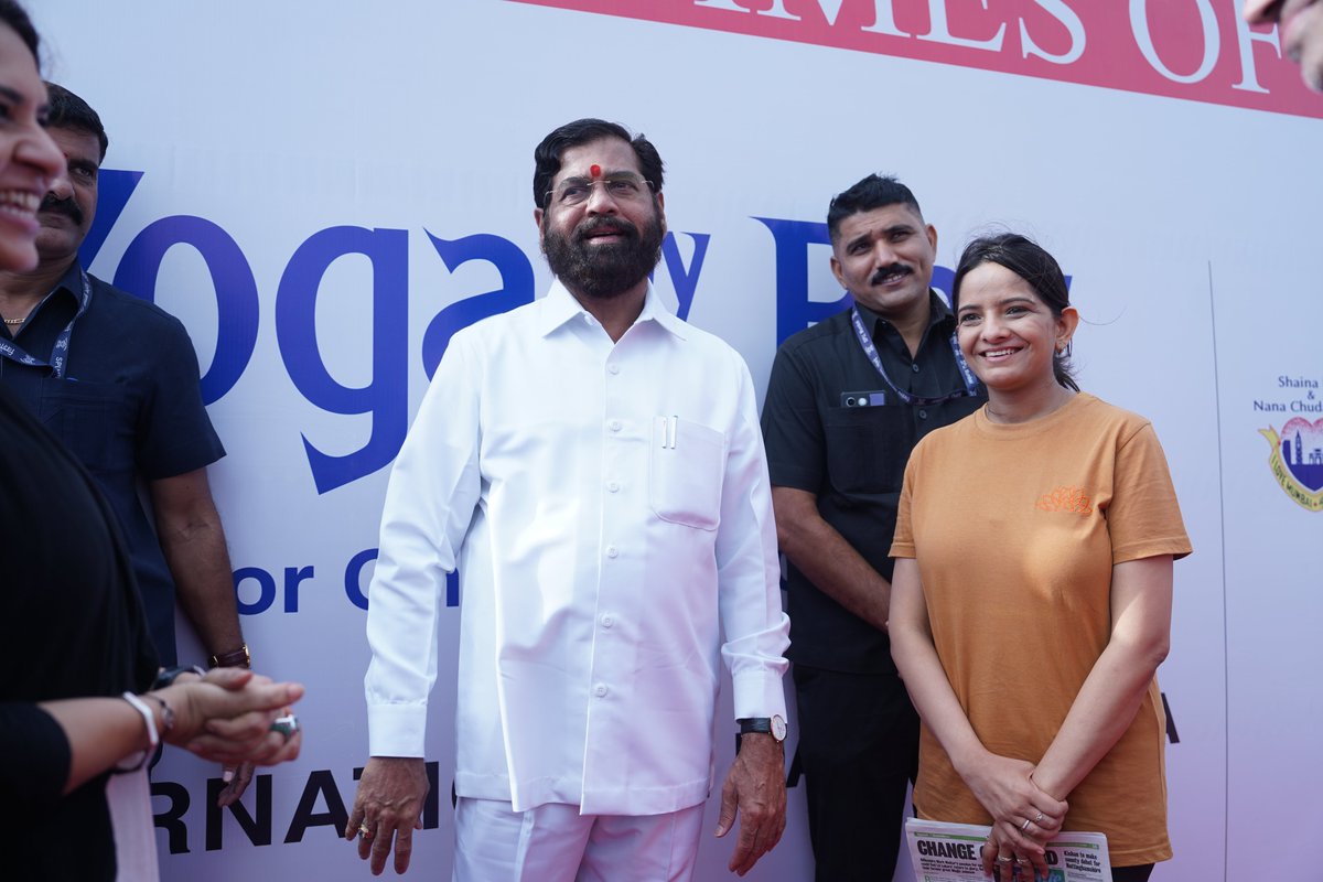 Yoga by the Bay
The Yoga Institute celebrated the 11th International Day of Yoga with an energizing session at Marine Lines, in collaboration with The Times of India, joined by Eknath Shinde ji, Shrikant Shinde ji, Shaina NC ji, Mickey Mehta ji &amp; 3,000+ NCC cadets and Mumbaikars