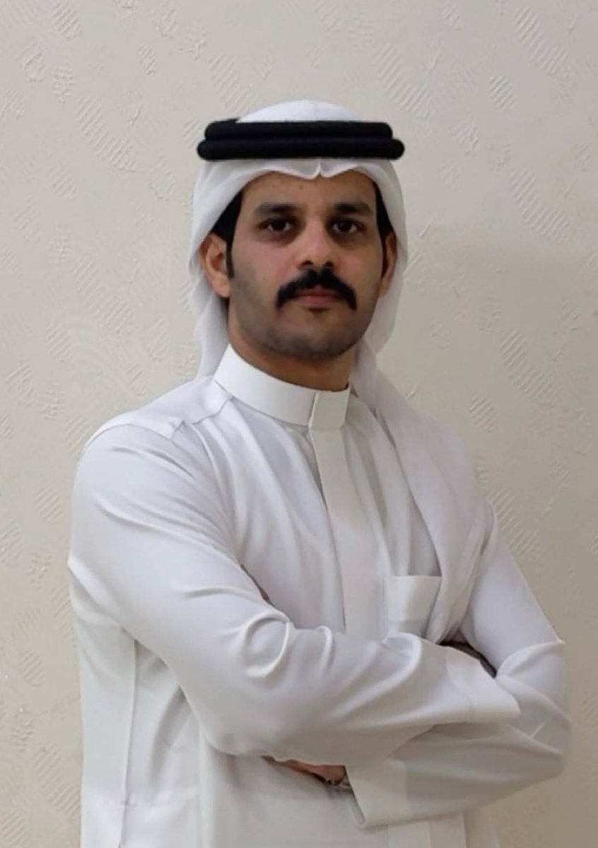 الحمدلله الذي ما خُتم جهدٍ الا بعونه ، ولا تم سعي الا بفضله وتوفيقه ، فالحمدلله حتى يبلغ الحمد منتهاه .. 
تم بحمد الله تخرجي من جامعة الملك سعود وحصولي على درجة الدبلوم العالي في إدارة الموارد البشرية بتقدير ممتاز بمرتبة الشرف .