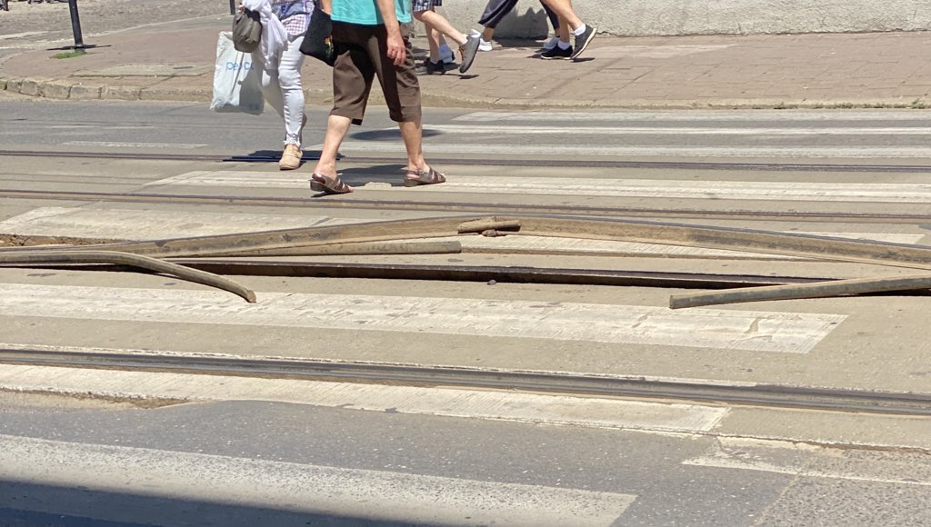 Wywaliło wam szynę na Starowiślnej <a href="/MPK_Krakow/">MPK S.A. w Krakowie</a>