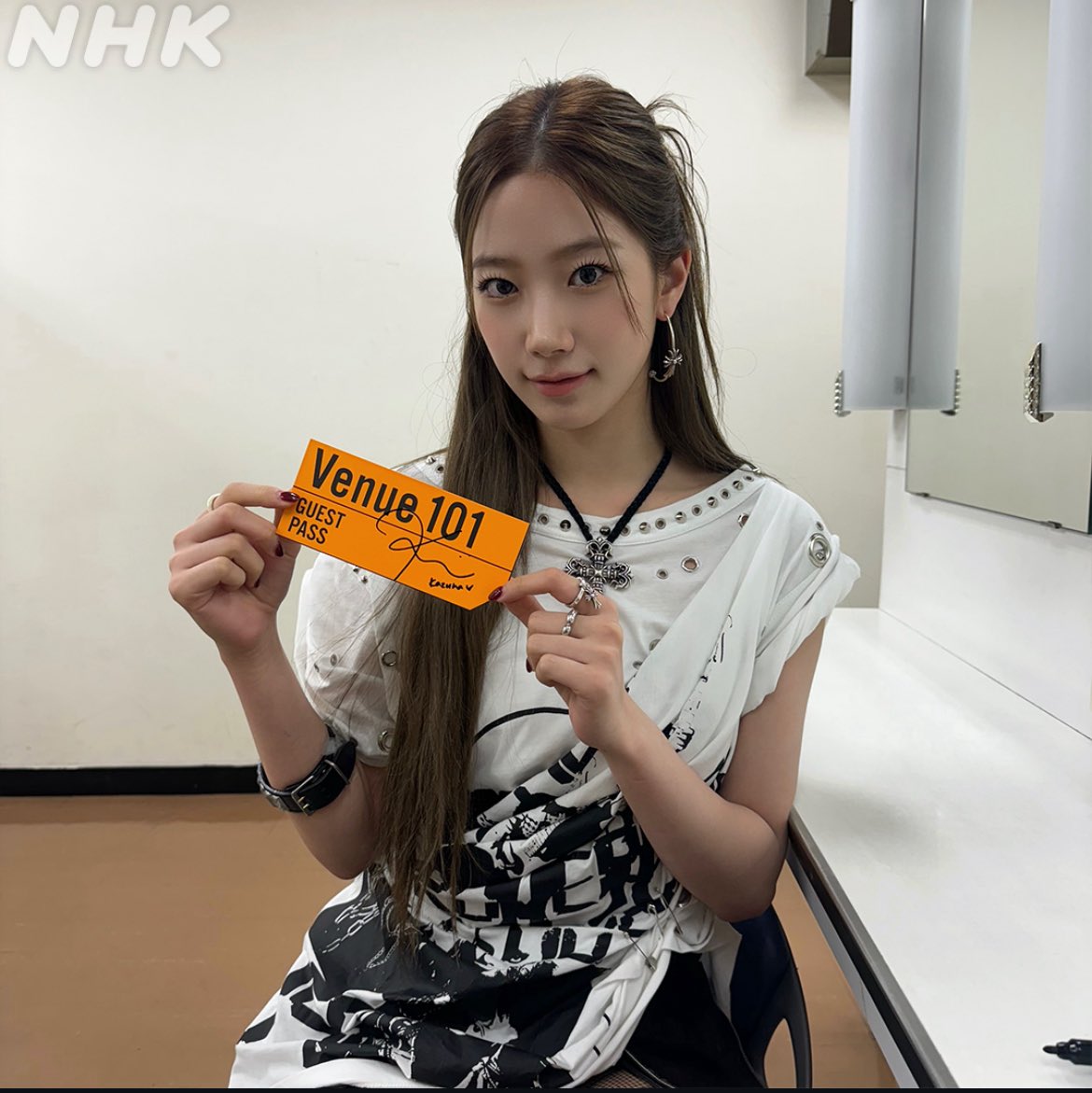 𝐊𝐀𝐙𝐔𝐇𝐀 中村一葉首站🍃 | 221018 'ANTIFRAGILE' Special