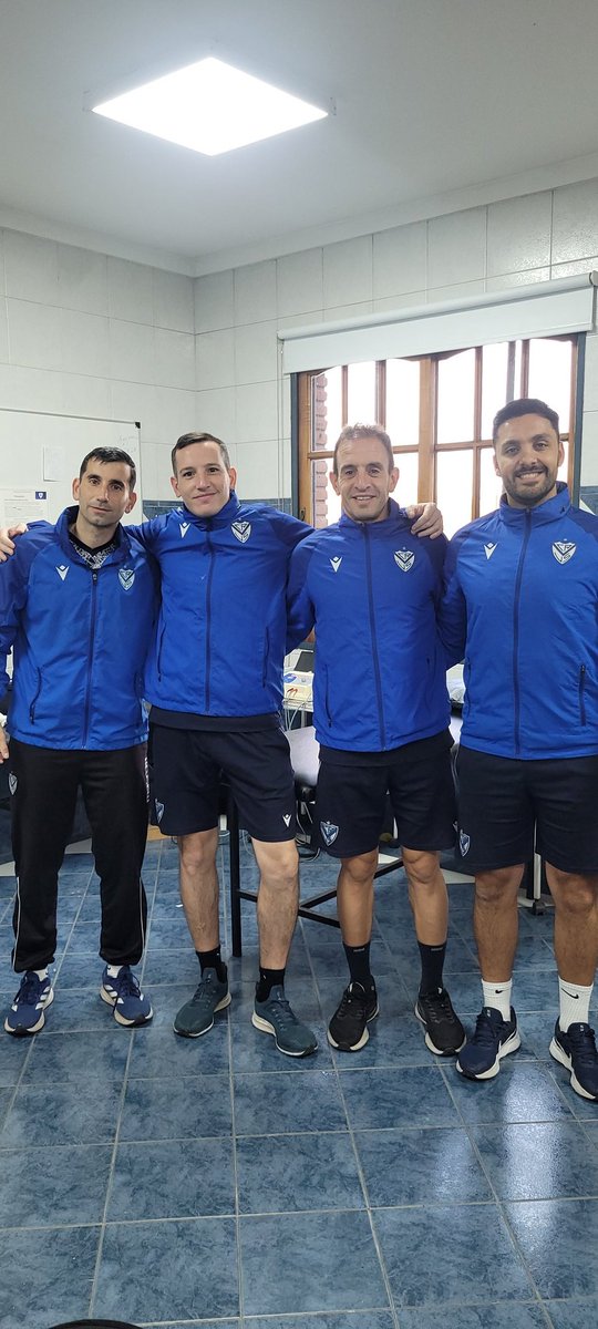 Kinesiología y Readaptacion Fútbol Profesional <a href="/Velez/">Vélez Sarsfield</a>