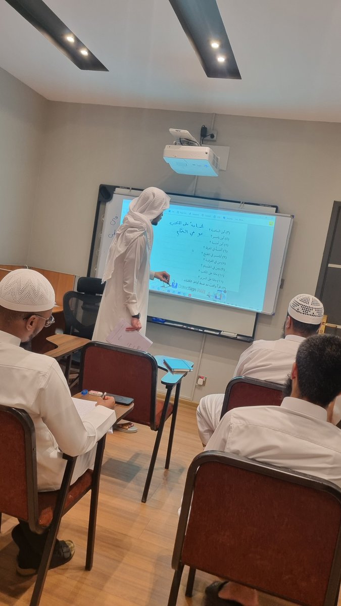 miftaahacademy's tweet photo. 🌟 Highlights Part 3: Summer Arabic Course 2024! 📷 
📷https://t.co/W56pD4a5Kp… 
📷 Reserve your spot for summer 2025 today: https://t.co/uUq1d0ZnWT https://t.co/2tLtEOYsDe