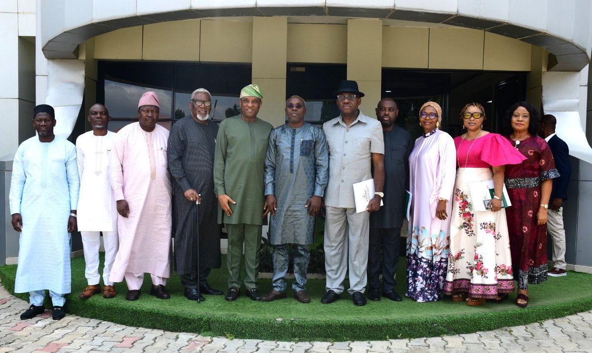FCCPC, ECOWAS Regional Competition Authority Deepen Regional Collaboration on Cross-Border Mergers and Economic Integration

On Friday, 20th June 2025, the Federal Competition and Consumer Protection Commission (FCCPC) hosted a high-level delegation from the ECOWAS Regional