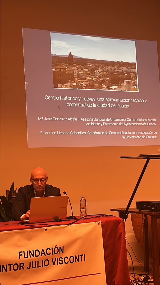 Francisco Liebana (@fliebc) on Twitter photo Apostando por el #Patrimonio como elemento de desarrollo económico y social en #Guadix gracias a la Fundación Visconti <a href="/Aytodeguadix/">Prensa Ayuntamiento Guadix</a>
Centro histórico y cuevas: una aproximación técnica y comercial de la ciudad de Guadix Apostando por el #Patrimonio como elemento de desarrollo económico y social en #Guadix gracias a la Fundación Visconti <a href="/Aytodeguadix/">Prensa Ayuntamiento Guadix</a>
Centro histórico y cuevas: una aproximación técnica y comercial de la ciudad de Guadix