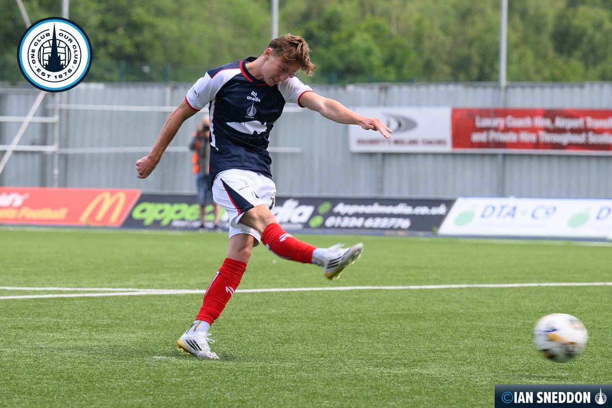 🏆 Great to see the boys back in action!

It's all in our hands heading into the final game of the day.

Our match against East Stirlingshire kicks off at 2pm, get down and back the Bairns!