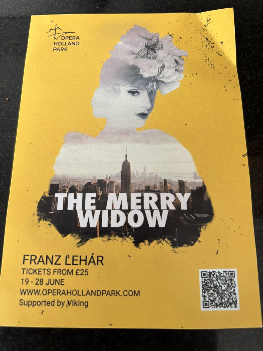 Strewthieruthie's tweet image. Can’t wait for my favourite operetta so looking forward to being @operahollandpk this evening with all the usual suspects