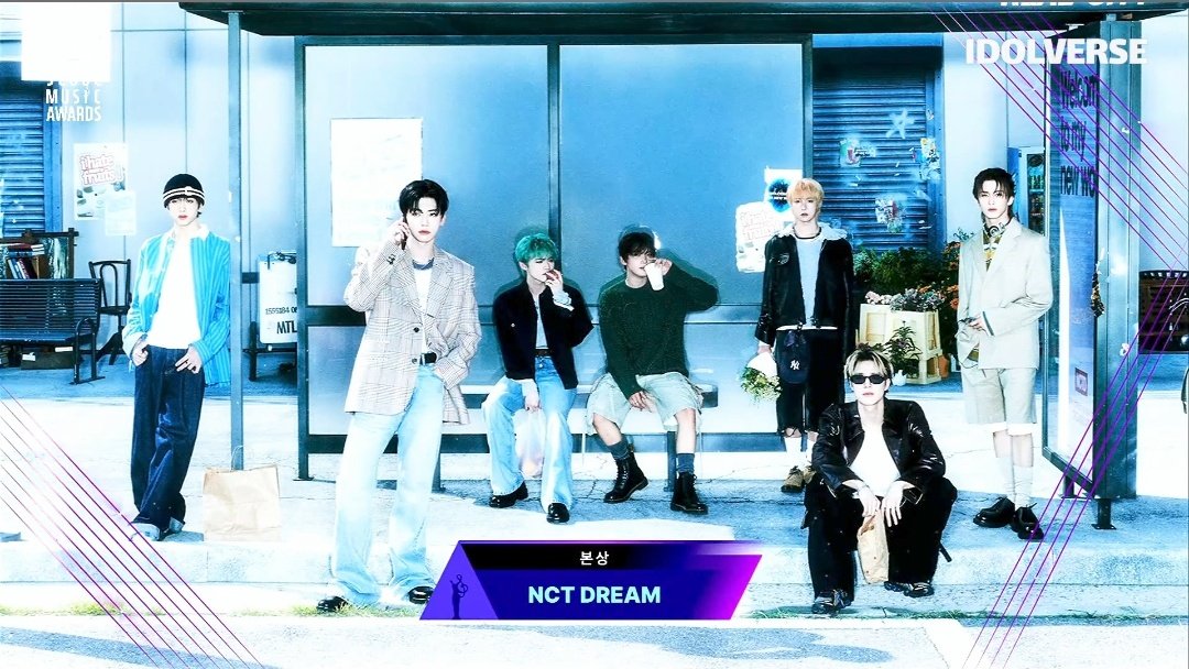 250621 Seoul Music Awards

NCT DREAM memenangkan kategori bonsang dalam penghargaan ‘34th Seoul Music Awards’ 🏆🎉

Selamat <a href="/NCTsmtown_DREAM/">NCT DREAM</a> 🥳
