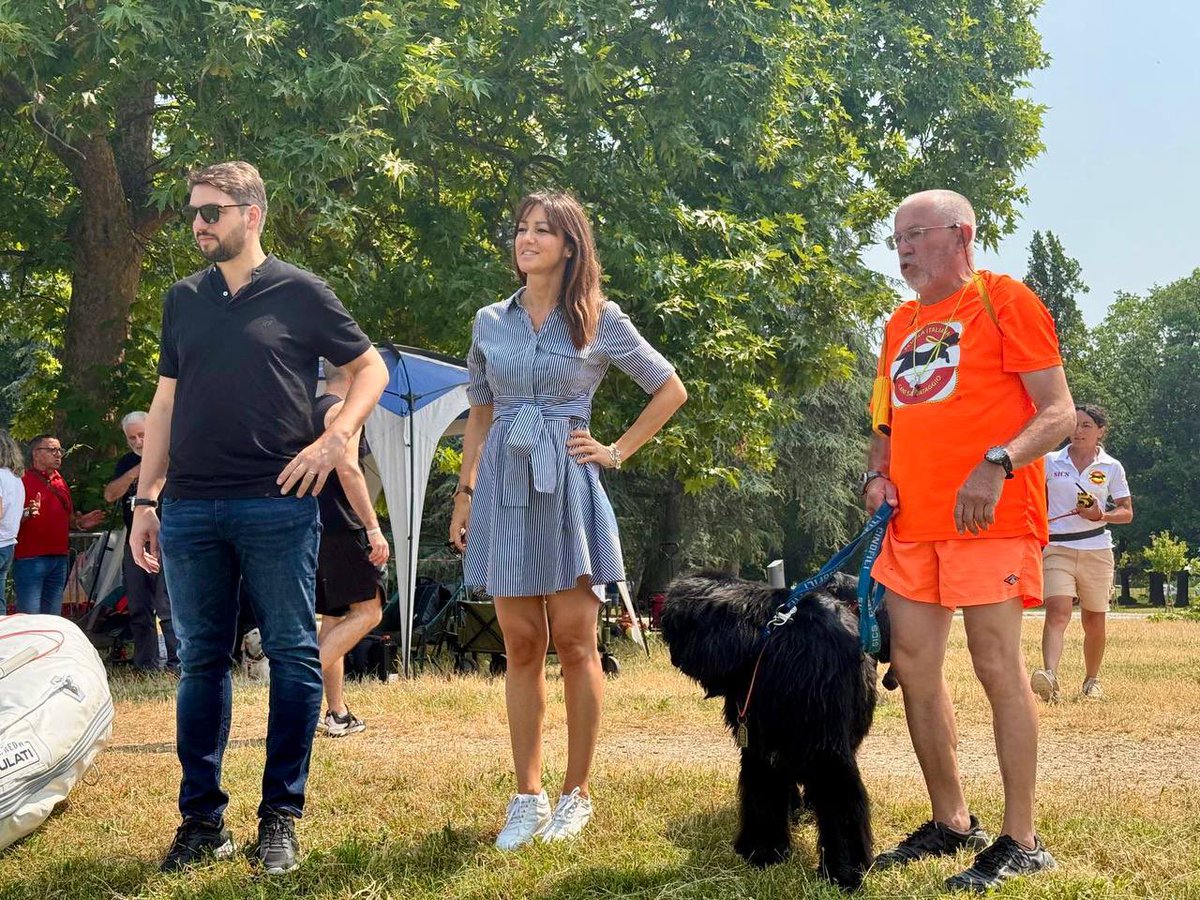 ☀️🐾 🦮 Mattinata all’Idroscalo di Milano con la Scuola Italiana Cani di Salvataggio

Un sentito grazie a Sabrina Schillaci di Race Across Limits per l’invito e alla SICS per il prezioso lavoro svolto ogni giorno a beneficio delle nostre comunità.