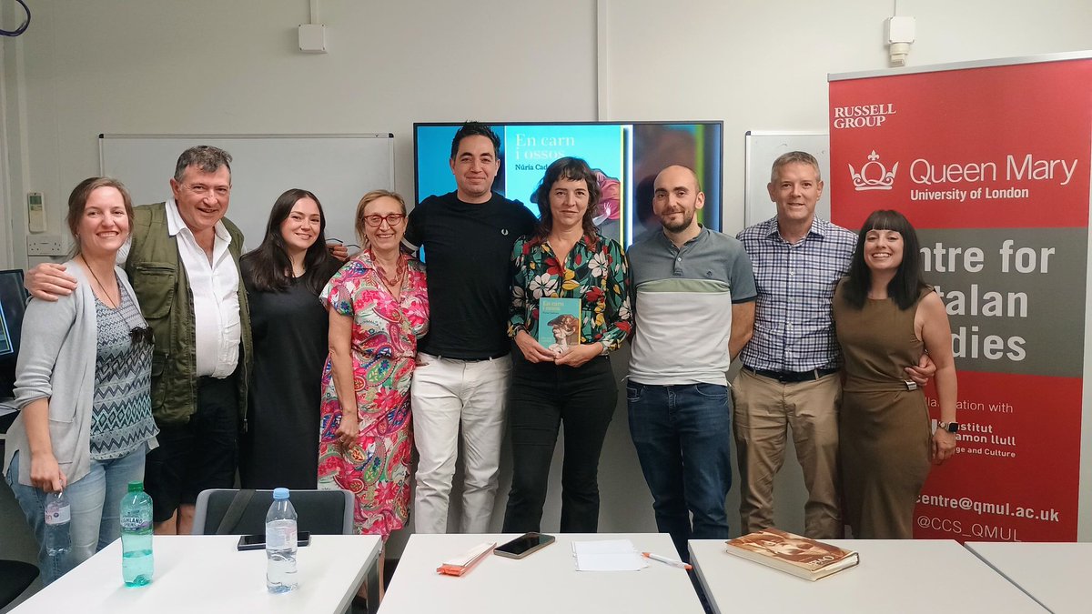 Catalan Studies QMUL (@ccs_qmul) on Twitter photo Catalan author <a href="/ncadenes/">núria cadenes</a> presented her latest book ‘En carn i ossos’ at the Centre for Catalan Studies (QMUL), in an event organised with <a href="/ValenciansUK/">Valencians UK</a> and CatalansUK. The book brings together 12 compelling stories based on real events—or almost.
More: ccsqmul.com/2025/06/21/en-… Catalan author <a href="/ncadenes/">núria cadenes</a> presented her latest book ‘En carn i ossos’ at the Centre for Catalan Studies (QMUL), in an event organised with <a href="/ValenciansUK/">Valencians UK</a> and CatalansUK. The book brings together 12 compelling stories based on real events—or almost.
More: ccsqmul.com/2025/06/21/en-…