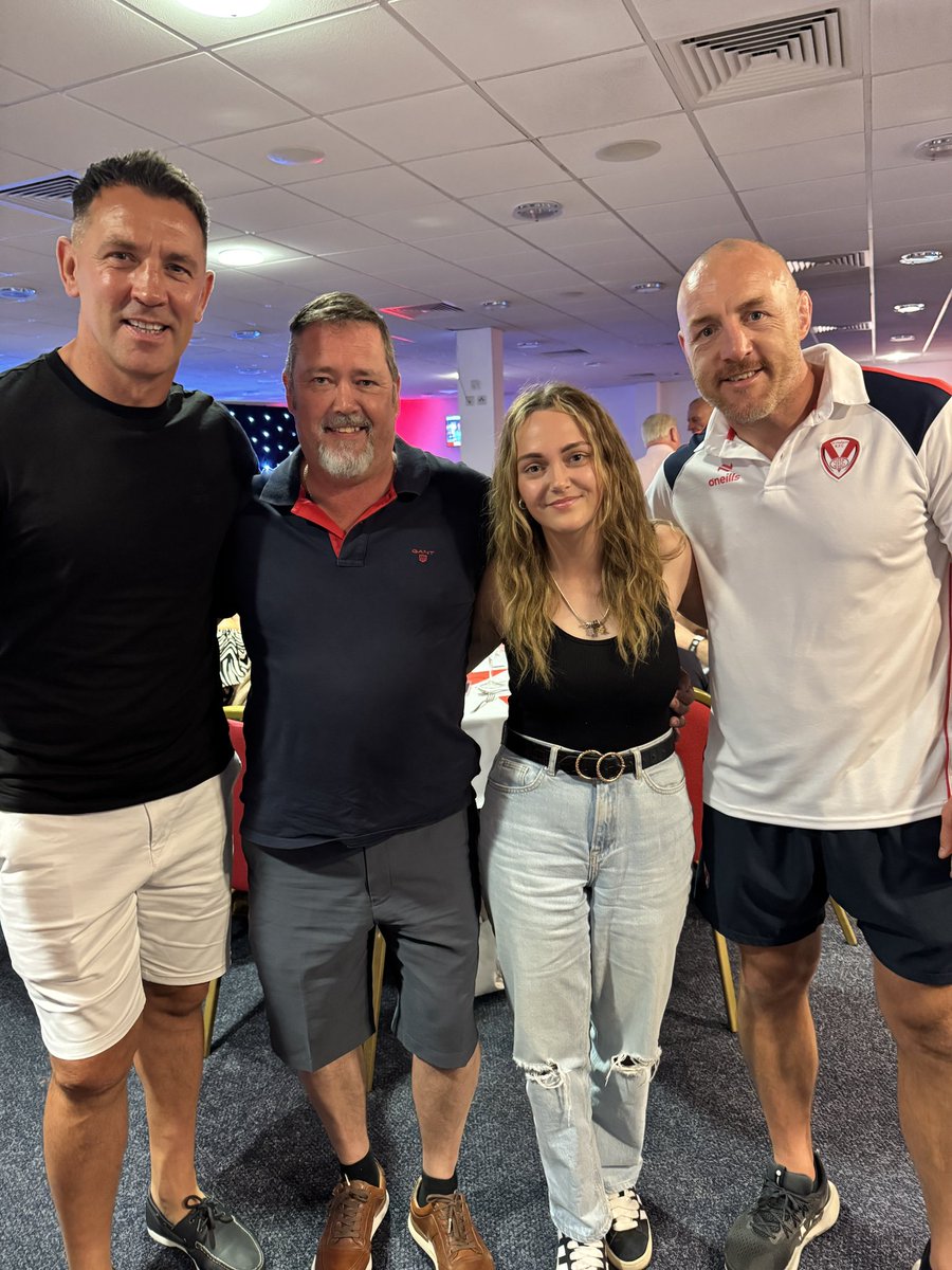 AAAPest's tweet image. fantastic night congrats on the win, thanks for the pictures guys and a big thank you to our friends @ElconsLtd who are sponsors of @Saints1890 @RochdaleHornets and @HalifaxPanthers along with many other community and Amateur clubs, fantastic support 👏🏻👏🏻 #Lucky🩳