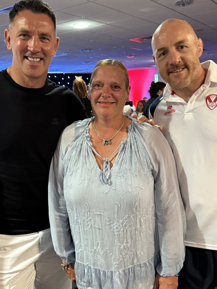 AAAPest's tweet image. fantastic night congrats on the win, thanks for the pictures guys and a big thank you to our friends @ElconsLtd who are sponsors of @Saints1890 @RochdaleHornets and @HalifaxPanthers along with many other community and Amateur clubs, fantastic support 👏🏻👏🏻 #Lucky🩳