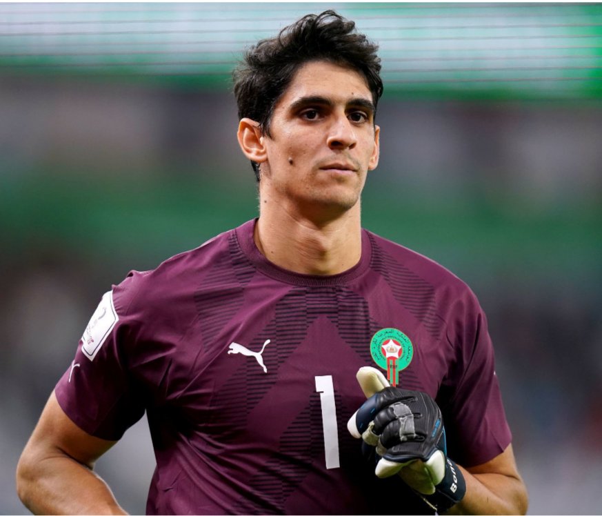 If we are to lose Emi, this is who I would want to replace him. Bono is a quality keeper, 34 and still top class. #AVFC