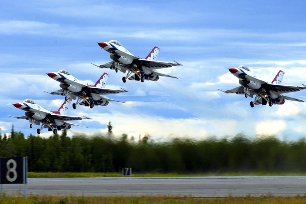 Dayton International Airport (DAY) (@day_intlairport) on Twitter photo TODAY & SUNDAY: We can't wait to see you at the <a href="/DaytonAirShow/">CenterPoint Energy Dayton Air Show</a>! ✈️ June 21-22 🎟️ For ticket information, visit DaytonAirShow.com. TODAY & SUNDAY: We can't wait to see you at the <a href="/DaytonAirShow/">CenterPoint Energy Dayton Air Show</a>! ✈️ June 21-22 🎟️ For ticket information, visit DaytonAirShow.com.